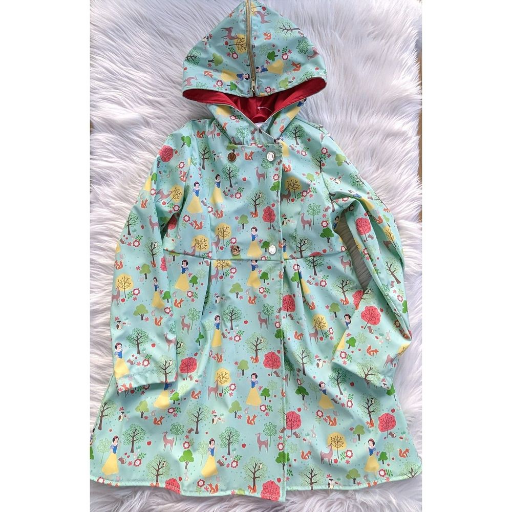 (SOLD) Snow White Rain Jacket for Kids Size 7/8